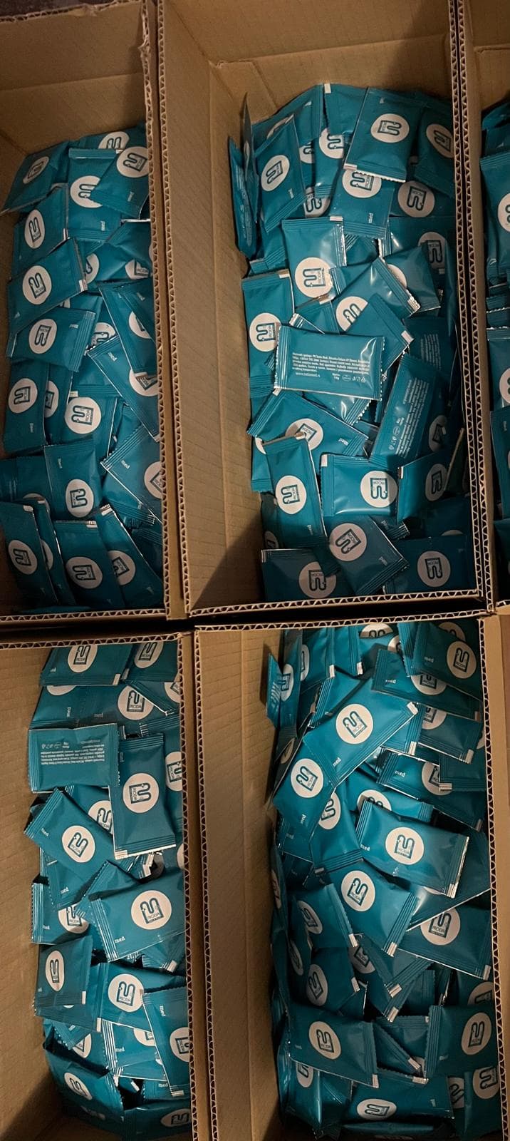 Med i šećer sa logom za kafiće